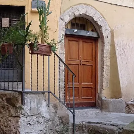 Roserosse Apartment